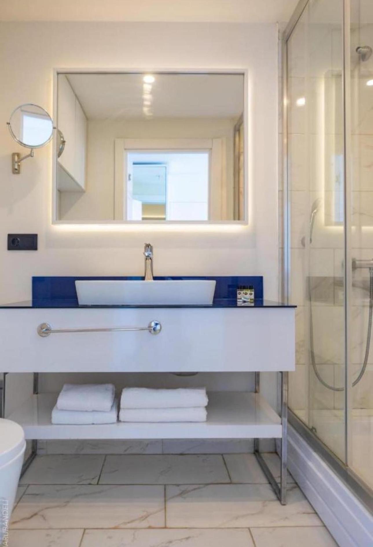Luxury Panorama Sea View Apartment & Central Батуми Экстерьер фото