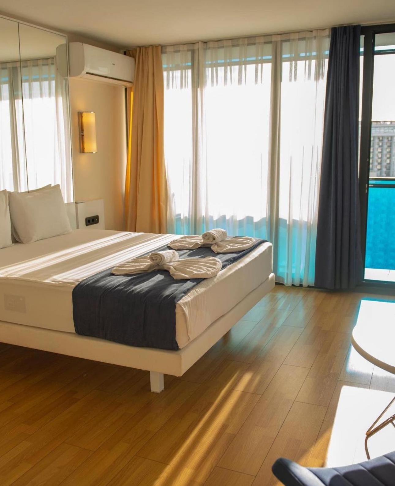 Luxury Panorama Sea View Apartment & Central Батуми Экстерьер фото