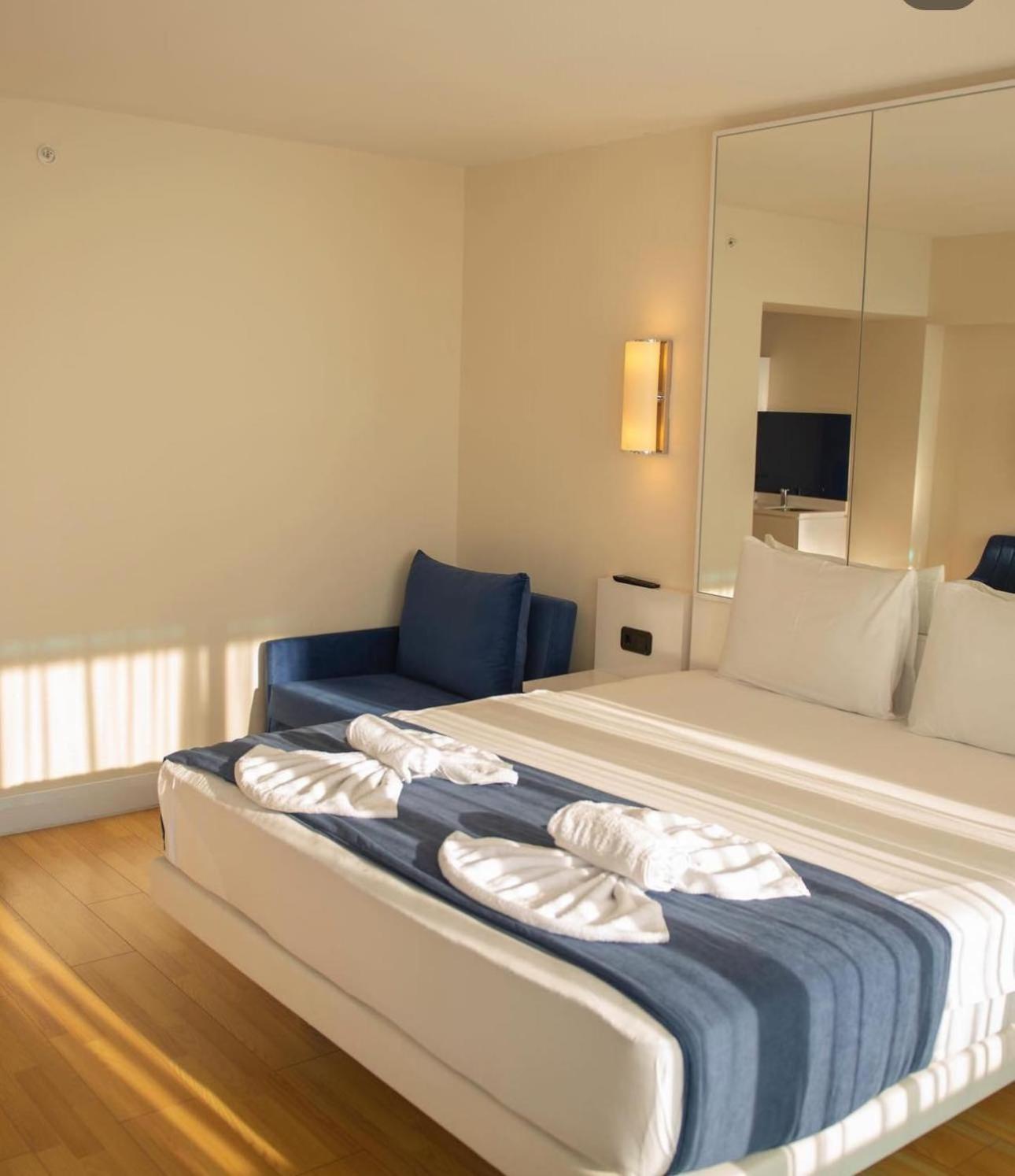 Luxury Panorama Sea View Apartment & Central Батуми Экстерьер фото
