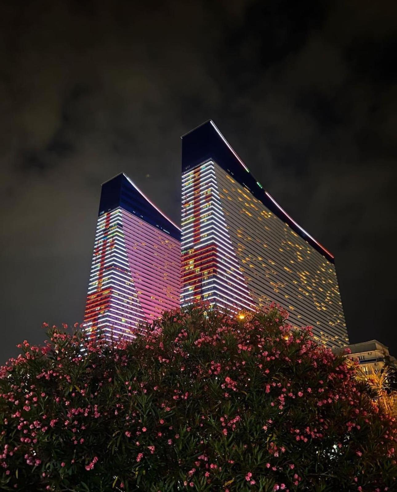 Luxury Panorama Sea View Apartment & Central Батуми Экстерьер фото